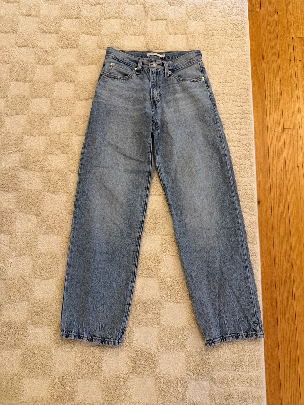 Levi’s 94 Baggy Light Wash Straight-Leg Jeans